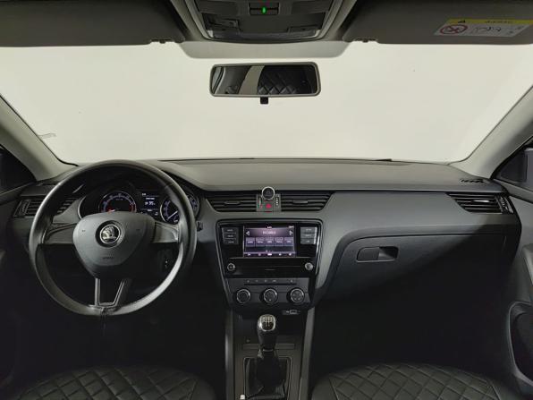 Skoda Octavia III (A7) Рестайлинг с пробегом 2019 года, цена 1 610 000 рублей, 185467 км, лифтбек, Автокод Объявления