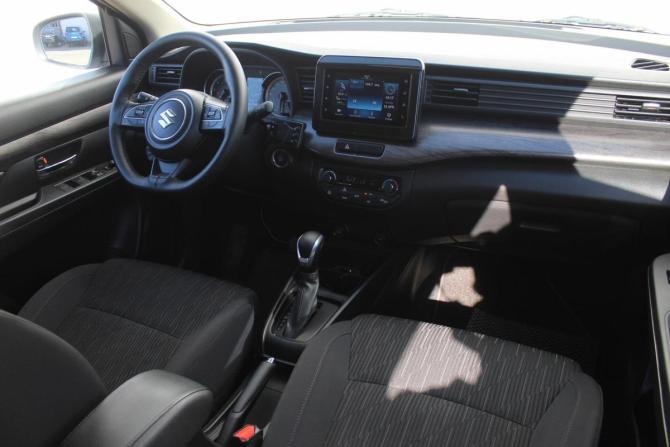 Suzuki Ertiga II с пробегом 2022 года, цена 2 070 000 рублей, 63000 км, компактвэн, Автокод Объявления
