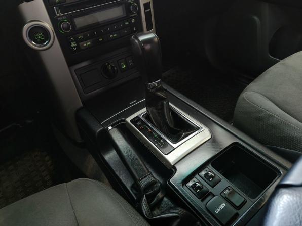 Toyota Land Cruiser Prado 150 Series с пробегом 2012 года, цена 2 750 000 рублей, 204000 км, внедорожник, Автокод Объявления