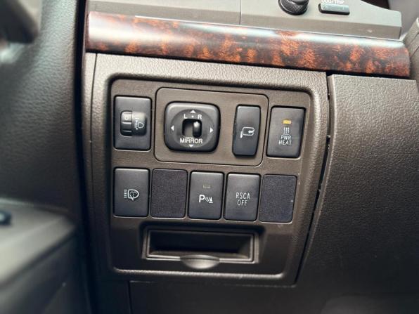 Toyota Land Cruiser 200 Series с пробегом 2011 года, цена 2 580 000 рублей, 321650 км, внедорожник, Автокод Объявления