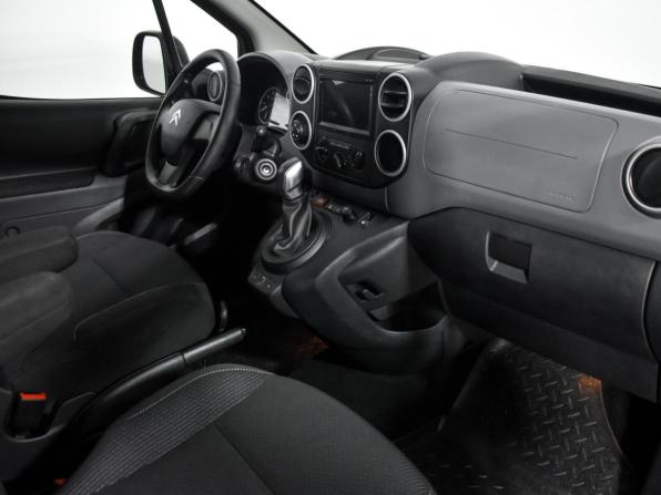Citroen Berlingo II Рестайлинг 2 с пробегом 2021 года, цена 1 900 000 рублей, 52000 км, компактвэн, Автокод Объявления