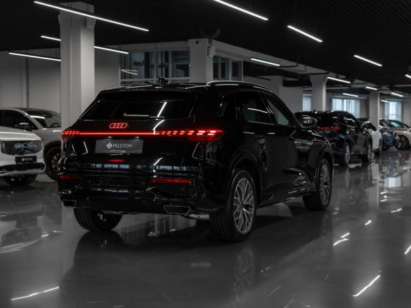 Audi Q5 III с пробегом 2025 года, цена 5 880 000 рублей, 100 км, внедорожник, Автокод Объявления