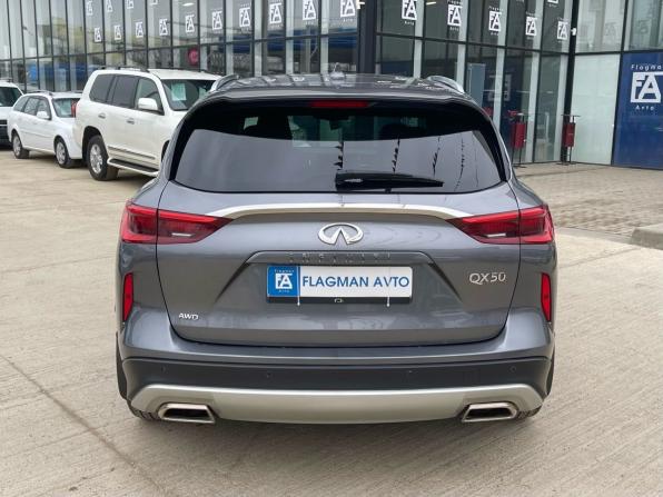 Infiniti QX50 II с пробегом 2018 года, цена 2 450 000 рублей, 171000 км, внедорожник, Автокод Объявления