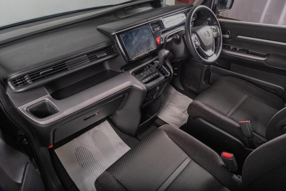 Honda Stepwgn V Рестайлинг Томск  - изображение 18