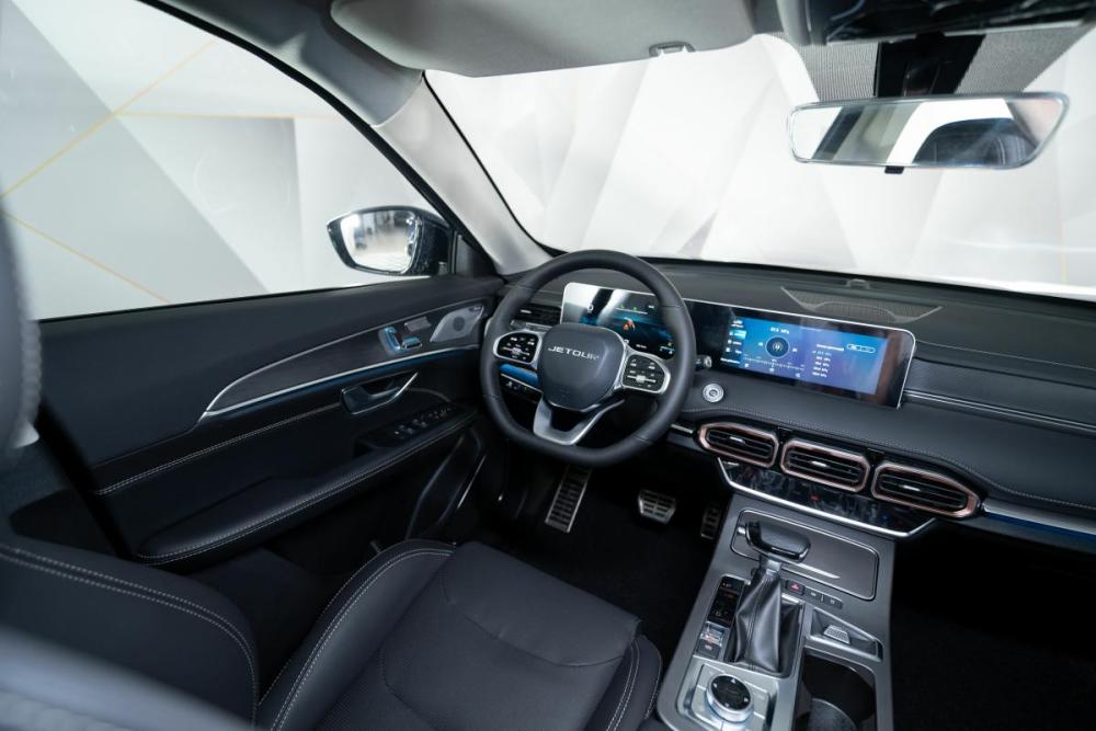 JETOUR X70+ I Рестайлинг Москва  - изображение 12