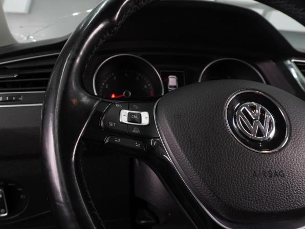 Volkswagen Tiguan II с пробегом 2017 года, цена 2 120 000 рублей, 177517 км, внедорожник, Автокод Объявления