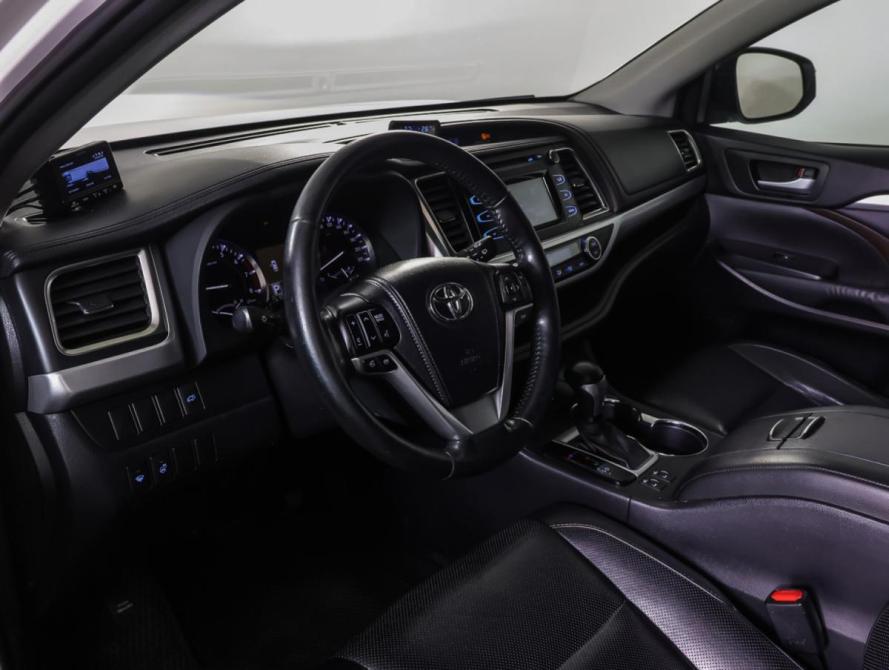 Toyota Highlander III (XU50) Москва  - изображение 15