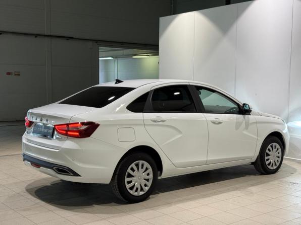 Lada (ВАЗ) Vesta I Рестайлинг (NG) с пробегом 2024 года, цена 1 365 000 рублей, 20001 км, седан, Автокод Объявления