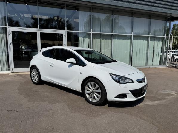 Opel Astra J Рестайлинг с пробегом 2014 года, цена 945 000 рублей, 153678 км, хэтчбек, Автокод Объявления
