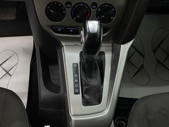 Ford Focus III с пробегом 2012 года, цена 695 000 рублей, 242964 км, хэтчбек, Автокод Объявления