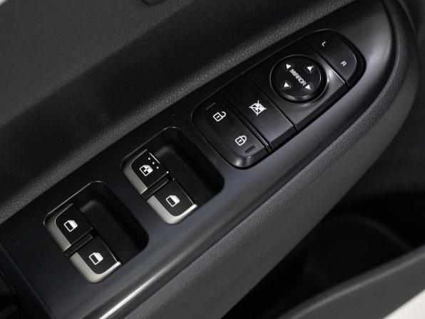 Kia Rio IV с пробегом 2017 года, цена 1 599 000 рублей, 122891 км, хэтчбек, Автокод Объявления