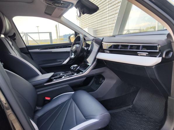 Geely Atlas II с пробегом 2024 года, цена 2 699 000 рублей, 46000 км, внедорожник, Автокод Объявления