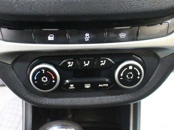 Lada (ВАЗ) Vesta I с пробегом 2019 года, цена 978 000 рублей, 136783 км, седан, Автокод Объявления