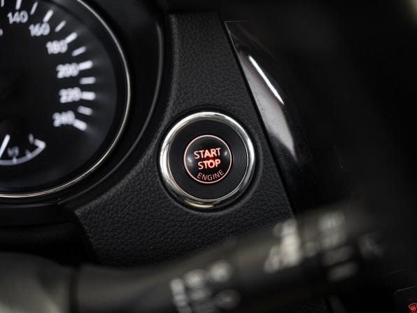 Nissan X-Trail III Рестайлинг с пробегом 2018 года, цена 2 490 500 рублей, 87742 км, внедорожник, Автокод Объявления