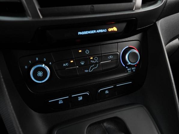 Ford Transit Connect II Рестайлинг с пробегом 2020 года, цена 3 189 999 рублей, 39140 км, фургон, Автокод Объявления