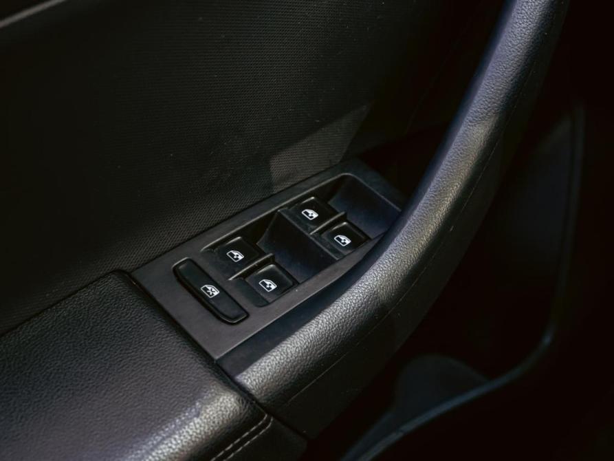 Skoda Rapid I Рестайлинг Краснодар  - изображение 15