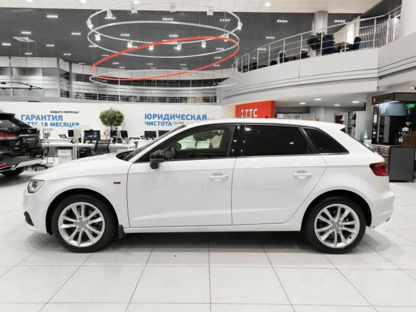 Audi A3 III (8V) с пробегом 2013 года, цена 1 250 000 рублей, 201220 км, хэтчбек, Автокод Объявления