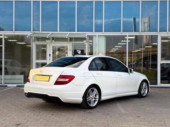 Mercedes-Benz C-Класс III (W204) Рестайлинг с пробегом 2012 года, цена 1 450 000 рублей, 203890 км, седан, Автокод Объявления