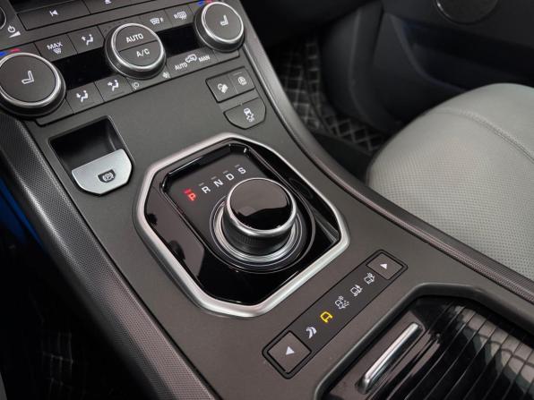 Land Rover Range Rover Evoque I Рестайлинг с пробегом 2017 года, цена 2 795 000 рублей, 76200 км, внедорожник, Автокод Объявления