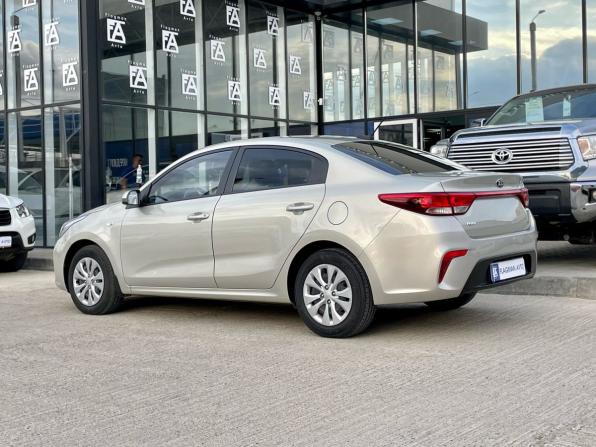 Kia Rio IV с пробегом 2019 года, цена 1 230 000 рублей, 111091 км, седан, Автокод Объявления