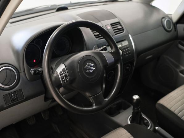 Suzuki SX4 I (Classic) Рестайлинг с пробегом 2010 года, цена 610 000 рублей, 178236 км, хэтчбек, Автокод Объявления