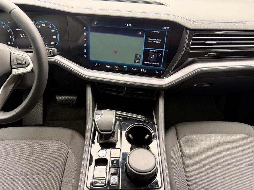 Volkswagen Touareg III Рестайлинг Москва  - изображение 18