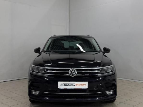 Volkswagen Tiguan II с пробегом 2018 года, цена 2 499 000 рублей, 178565 км, внедорожник, Автокод Объявления