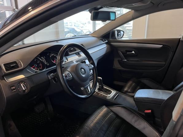 Volkswagen Passat CC I с пробегом 2011 года, цена 1 350 000 рублей, 98324 км, седан, Автокод Объявления