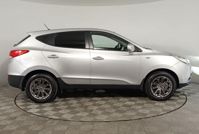 Hyundai ix35 I с пробегом 2011 года, цена 1 130 000 рублей, 179325 км, внедорожник, Автокод Объявления