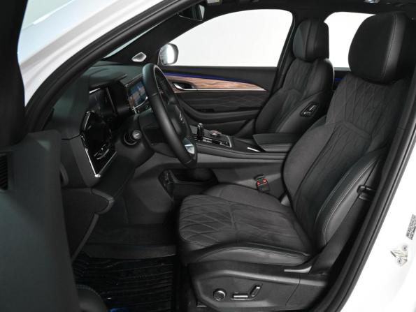 Geely Monjaro I Рестайлинг 2 с пробегом 2025 года, цена 4 199 000 рублей, 15037 км, внедорожник, Автокод Объявления