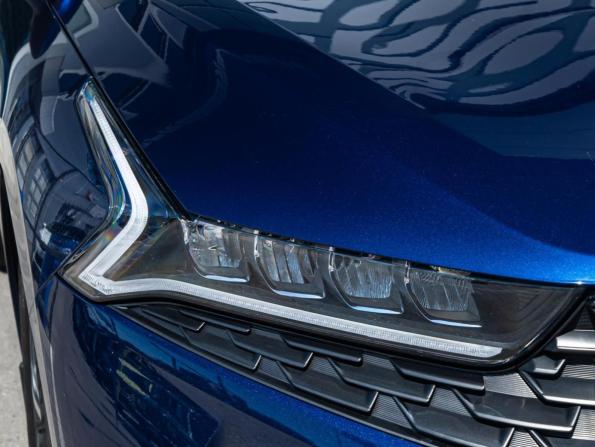 Kia K5 III с пробегом 2022 года, цена 2 540 000 рублей, 63723 км, седан, Автокод Объявления