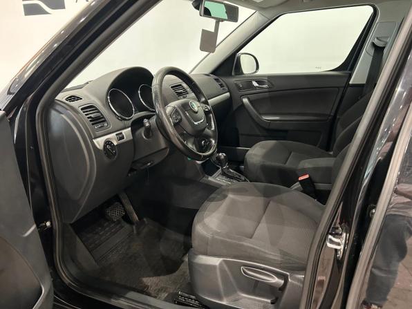 Skoda Yeti I с пробегом 2013 года, цена 849 000 рублей, 164805 км, внедорожник, Автокод Объявления