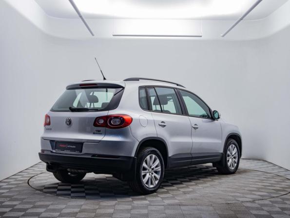Volkswagen Tiguan I с пробегом 2011 года, цена 880 000 рублей, 185122 км, внедорожник, Автокод Объявления