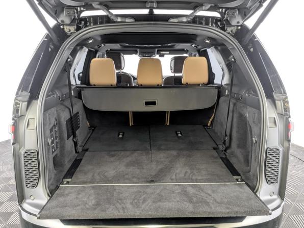 Land Rover Discovery V Рестайлинг с пробегом 2024 года, цена 8 800 000 рублей, 64000 км, внедорожник, Автокод Объявления