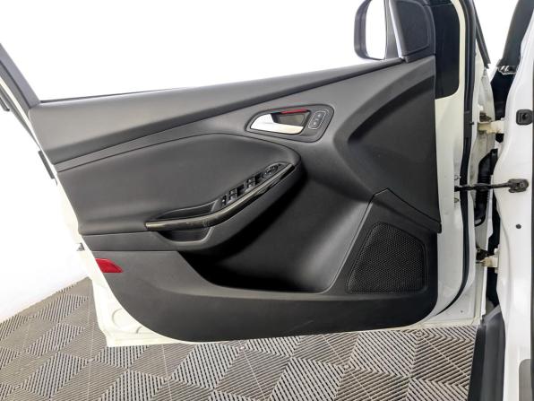 Ford Focus III Рестайлинг с пробегом 2016 года, цена 1 125 000 рублей, 128074 км, хэтчбек, Автокод Объявления