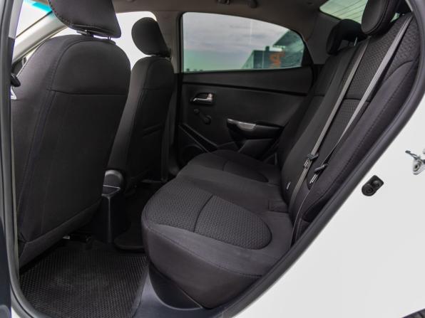 Kia Rio III Рестайлинг с пробегом 2016 года, цена 998 000 рублей, 80348 км, седан, Автокод Объявления