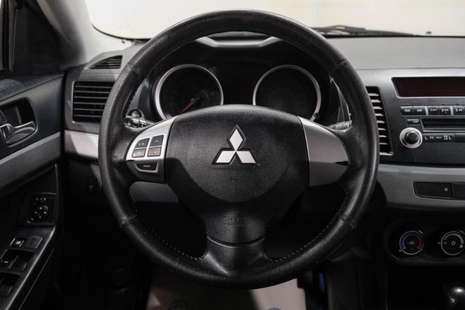 Mitsubishi Lancer X Рестайлинг с пробегом 2011 года, цена 799 000 рублей, 164100 км, седан, Автокод Объявления