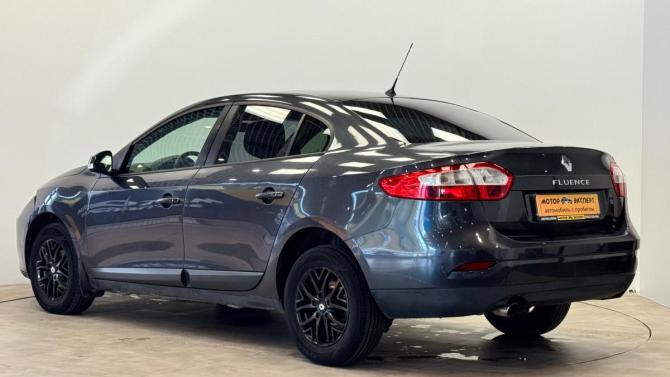 Renault Fluence I с пробегом 2010 года, цена 540 000 рублей, 211828 км, седан, Автокод Объявления