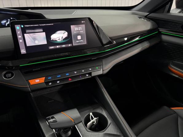 Changan UNI-V I с пробегом 2024 года, цена 2 300 000 рублей, 16332 км, лифтбек, Автокод Объявления