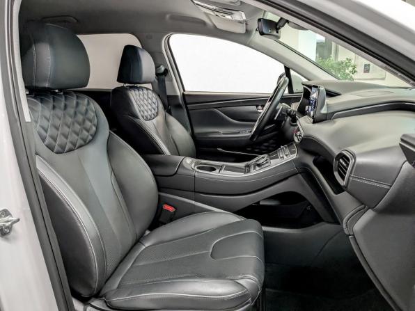 Hyundai Santa Fe IV Рестайлинг с пробегом 2021 года, цена 3 950 000 рублей, 37629 км, внедорожник, Автокод Объявления