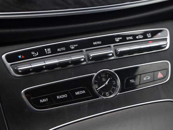Mercedes-Benz E-Класс V (W213 S213 C238) с пробегом 2018 года, цена 2 749 000 рублей, 162099 км, седан, Автокод Объявления