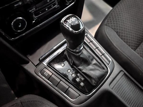 Skoda Superb II Рестайлинг с пробегом 2014 года, цена 1 250 000 рублей, 267529 км, лифтбек, Автокод Объявления