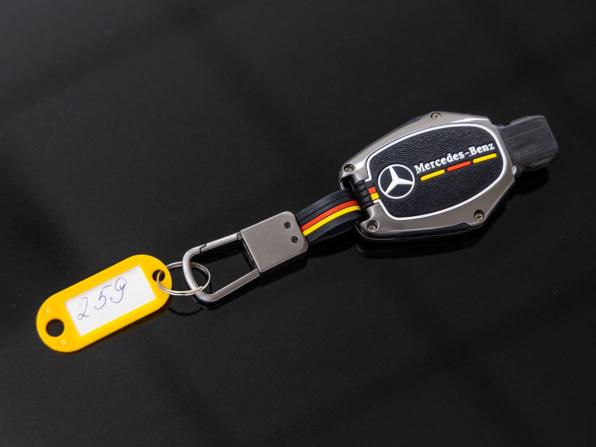 Mercedes-Benz E-Класс IV (W212 S212 C207) с пробегом 2011 года, цена 1 348 000 рублей, 221738 км, седан, Автокод Объявления