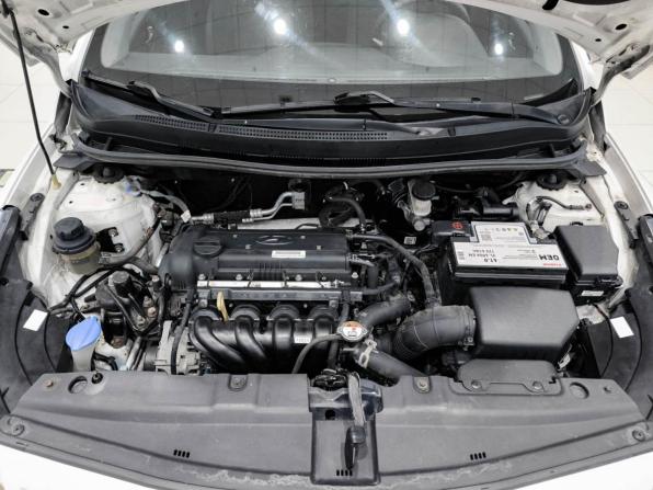 Hyundai Solaris I Рестайлинг с пробегом 2015 года, цена 1 220 000 рублей, 101090 км, седан, Автокод Объявления