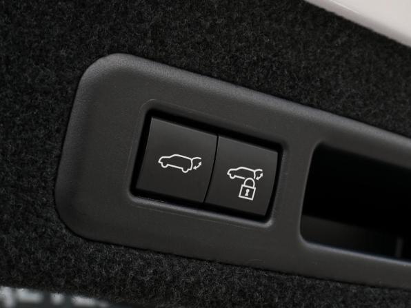 Lexus RX IV Рестайлинг с пробегом 2021 года, цена 7 668 600 рублей, 23787 км, внедорожник, Автокод Объявления