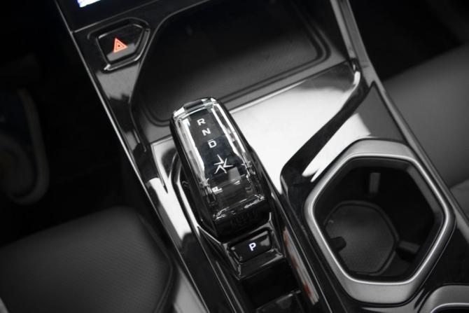 Geely Atlas II с пробегом 2024 года, цена 2 960 000 рублей, 38281 км, внедорожник, Автокод Объявления