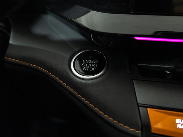 Changan UNI-V I с пробегом 2023 года, цена 2 217 960 рублей, 42911 км, лифтбек, Автокод Объявления