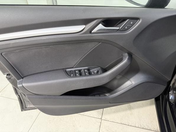 Audi A3 III (8V) с пробегом 2014 года, цена 1 299 800 рублей, 109000 км, хэтчбек, Автокод Объявления