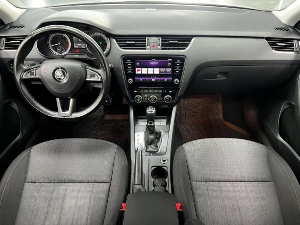 Skoda Octavia III (A7) Рестайлинг с пробегом 2018 года, цена 1 900 000 рублей, 177319 км, лифтбек, Автокод Объявления