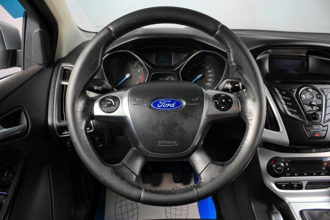 Ford Focus III с пробегом 2011 года, цена 899 000 рублей, 231000 км, седан, Автокод Объявления